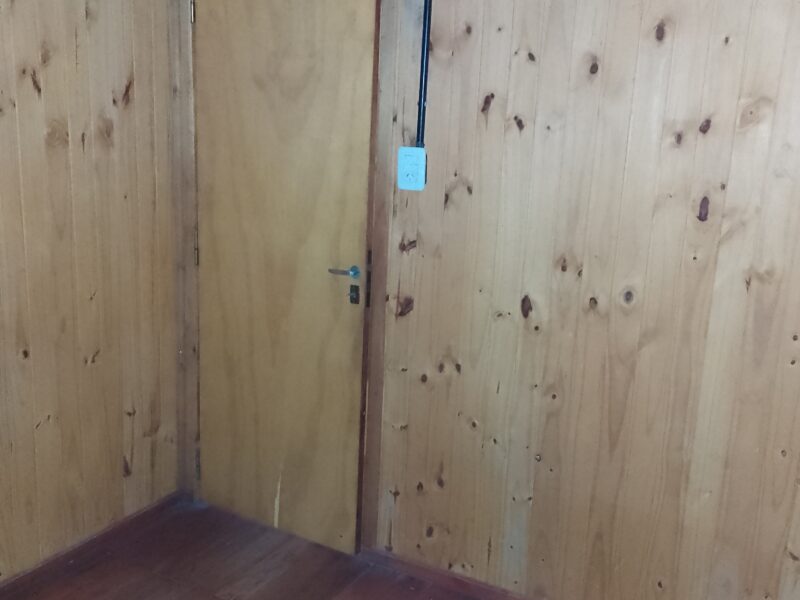 VENDO Terreno con Casa tipo Cabaña