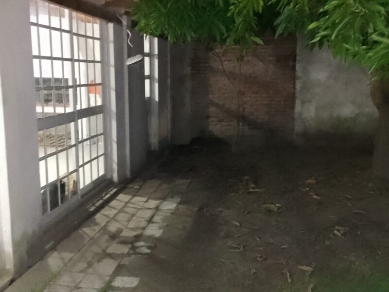 VENDO CASA BARRIO 65 VV