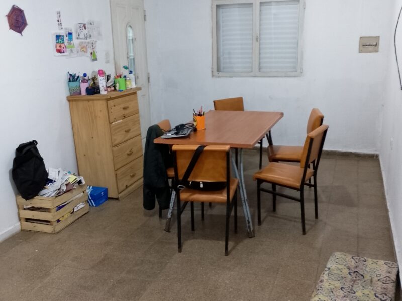 VENDO CASA BARRIO 65 VV