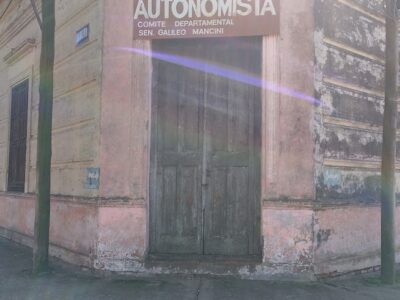 Alquilo Local Comercial San Martín y Mancini