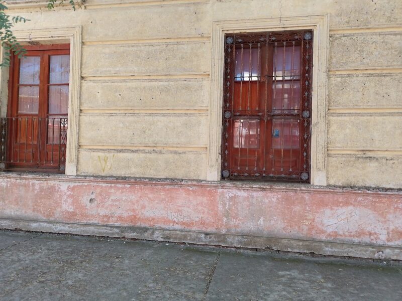 Alquilo Local Comercial San Martín y Mancini