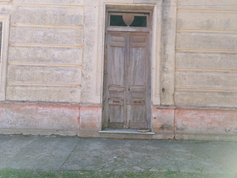 Alquilo Local Comercial San Martín y Mancini