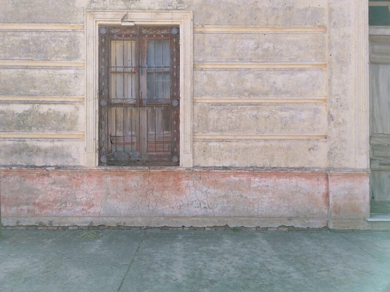 Alquilo Local Comercial San Martín y Mancini