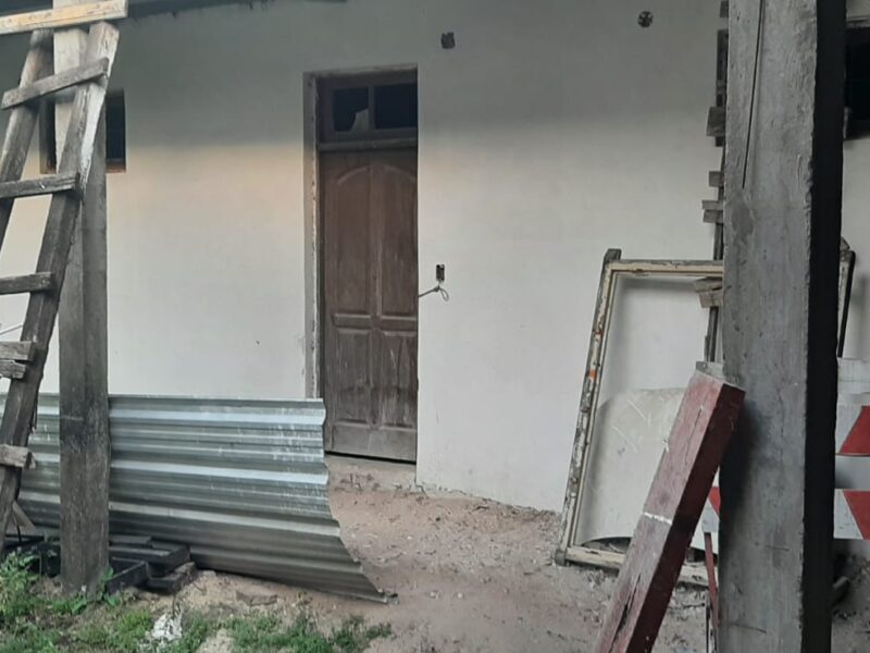 Alquilo Local Comercial San Martín y Mancini