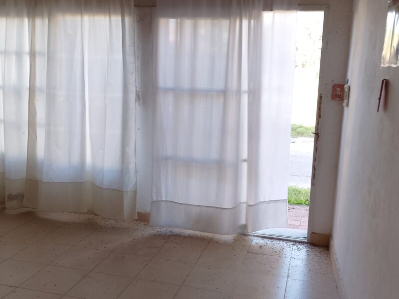 Alquilo Local Sta Rita 163