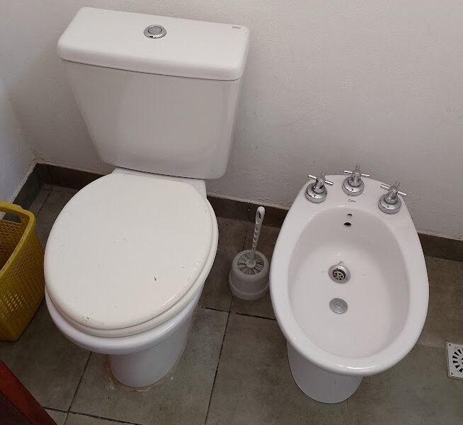 Vendo Terreno con Local Comercial