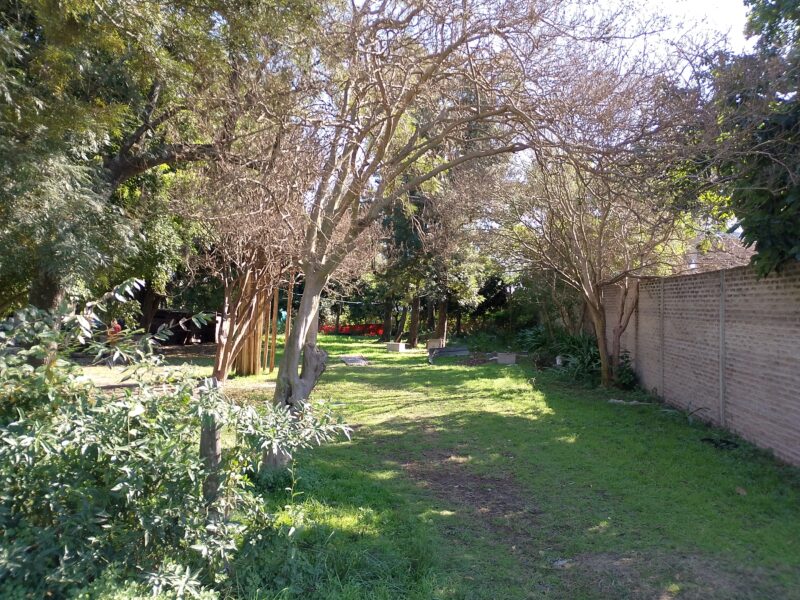 Vendo Casa con Terreno sobre Ruta Nac. N°12