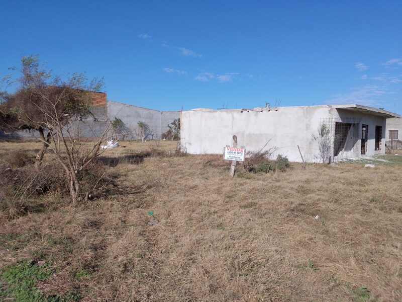 Vendo Terreno a 1 Cuadra Ruta Nac. N°12