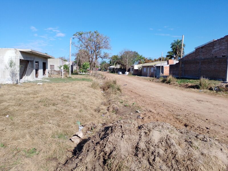 Vendo Terreno a 1 Cuadra Ruta Nac. N°12