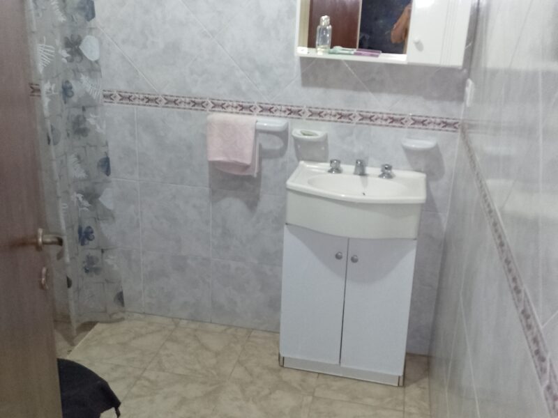 VENDO Chalet | Esquina Corrientes