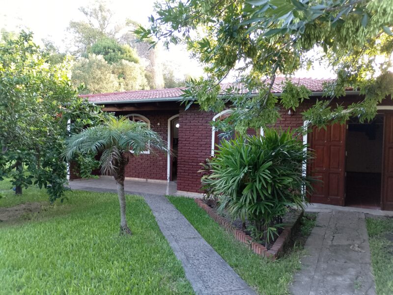VENDO Chalet | Esquina Corrientes