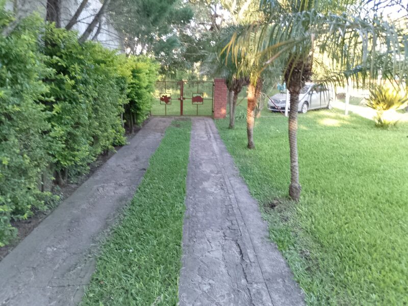 VENDO Chalet | Esquina Corrientes