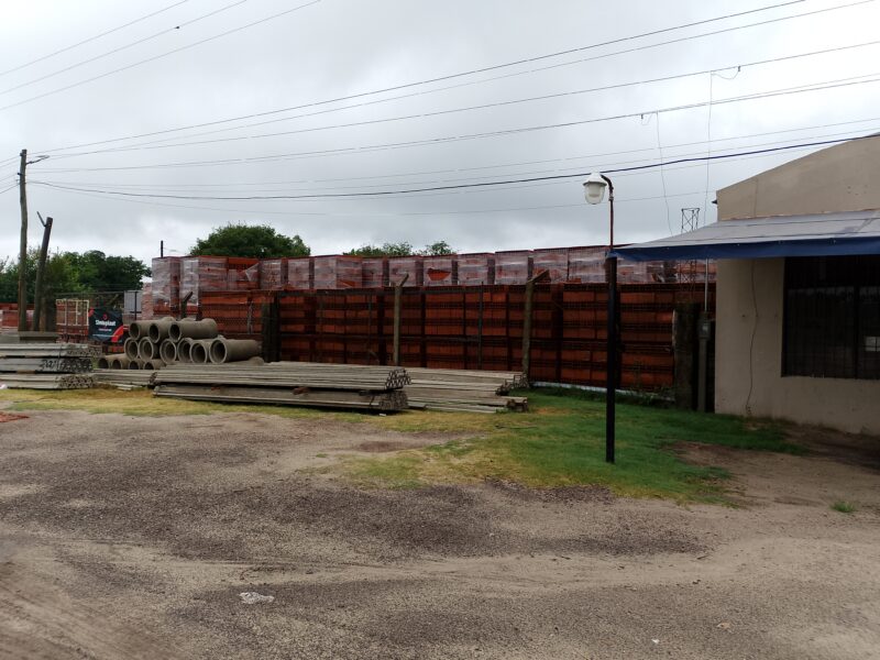 ALQUILO Galpón | Esquina Corrientes