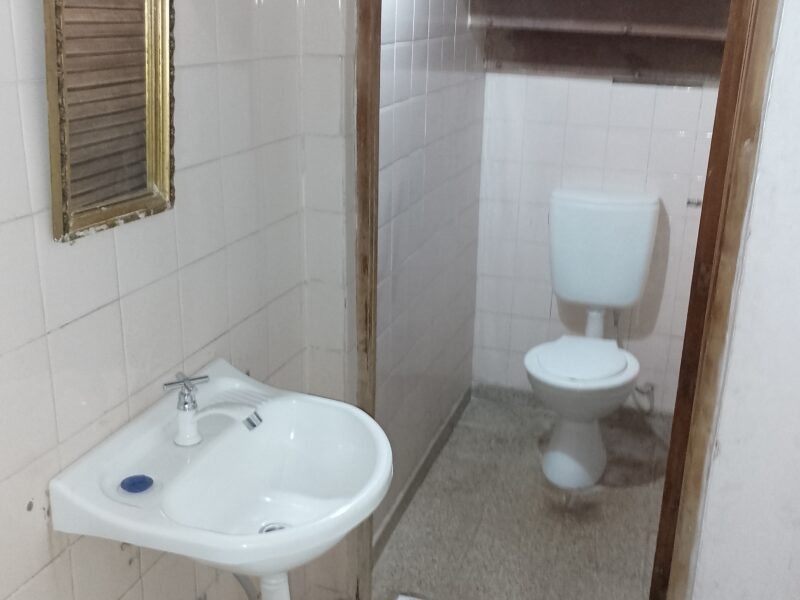 ALQUILO Local Comercial | Esquina Corrientes