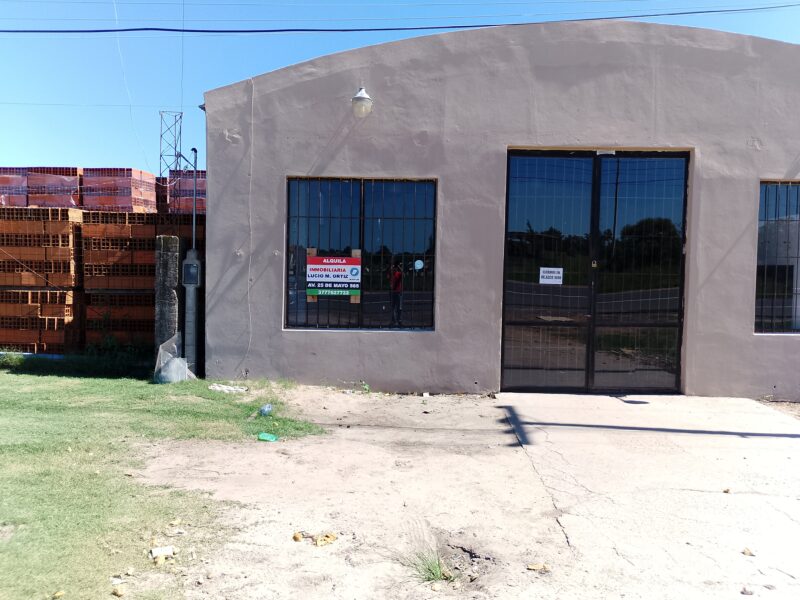 ALQUILO Galpón | Esquina Corrientes