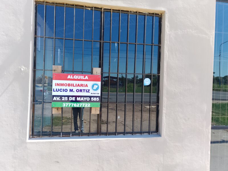 ALQUILO Galpón | Esquina Corrientes