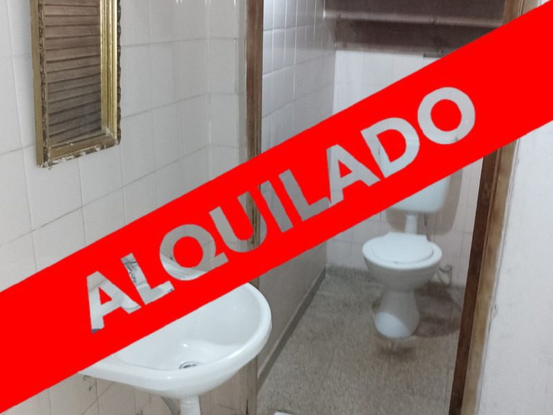 ALQUILO Local Comercial | Esquina Corrientes