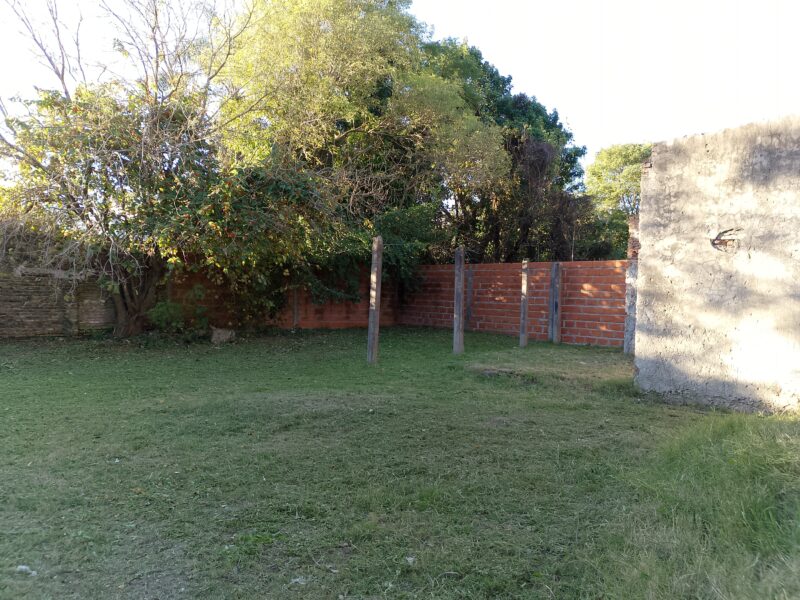 VENDO TERRENO Mitre y Cecilio Carreras