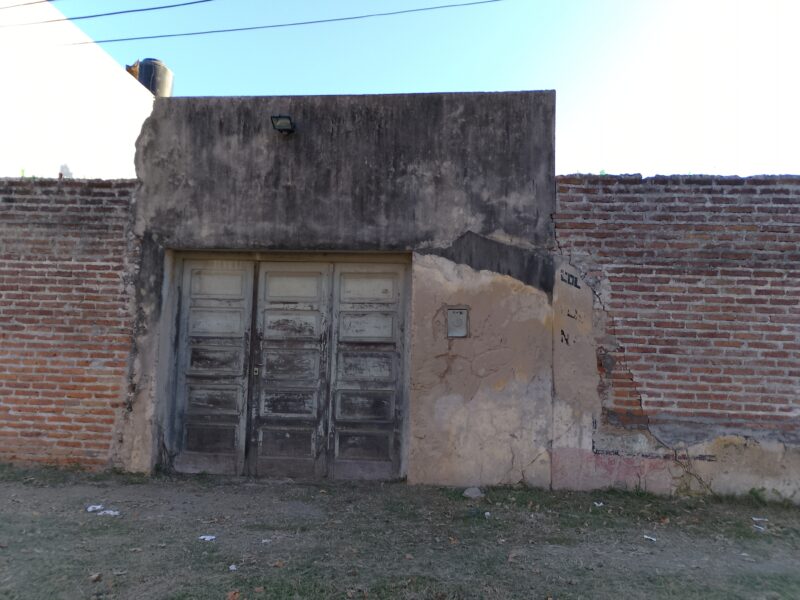 VENDO TERRENO Sarmiento casi Av. Mitre