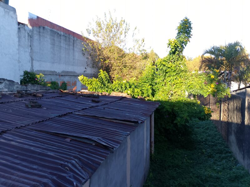 VENDO TERRENO Sarmiento casi Av. Mitre