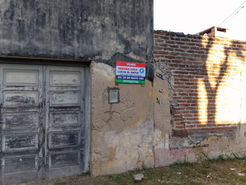 VENDO TERRENO Sarmiento casi Av. Mitre