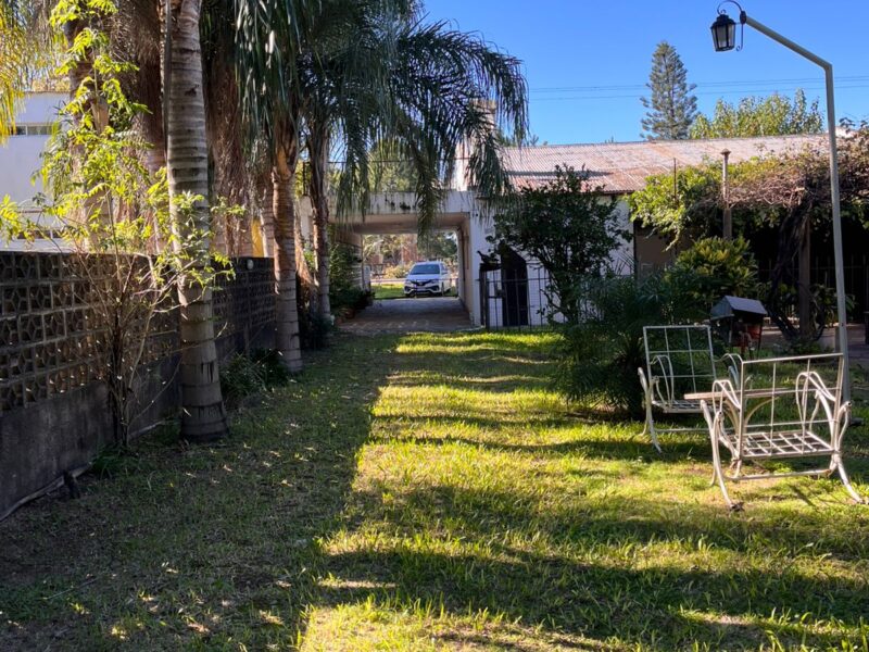 VENDO Casa + Petit Hotel