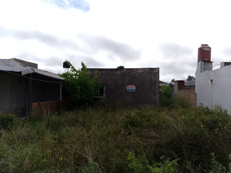 VENDO Casa para Refaccionar | Barrio 90 VV