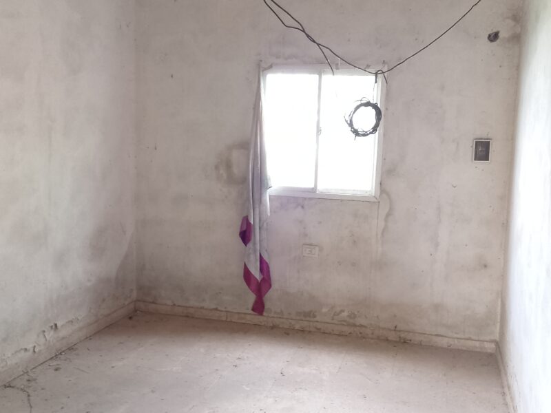 VENDO Casa para Refaccionar | Barrio 90 VV